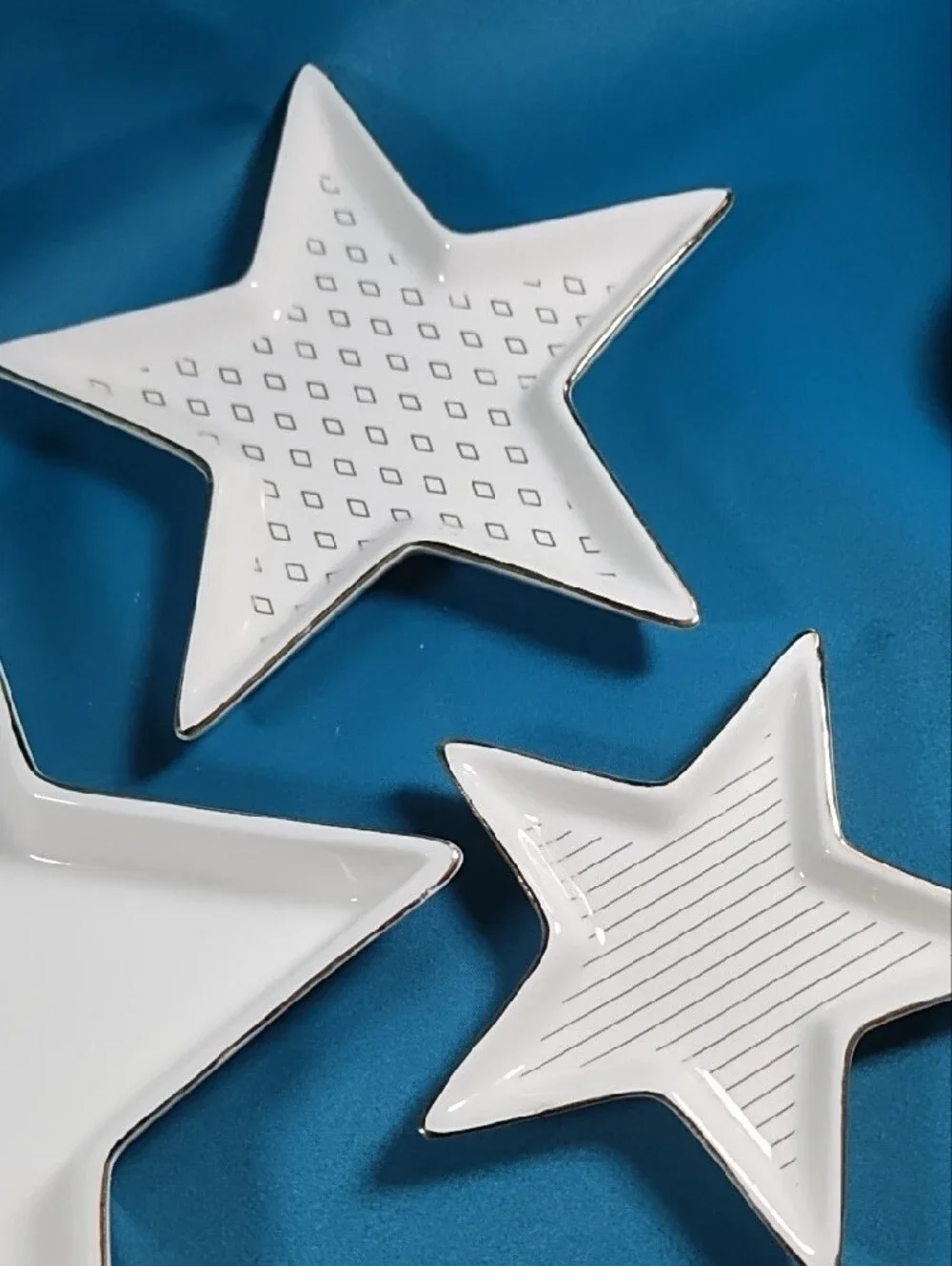 Macy's Set of 3 Ceramic Star Trinket Trays Strip Diamond Solid